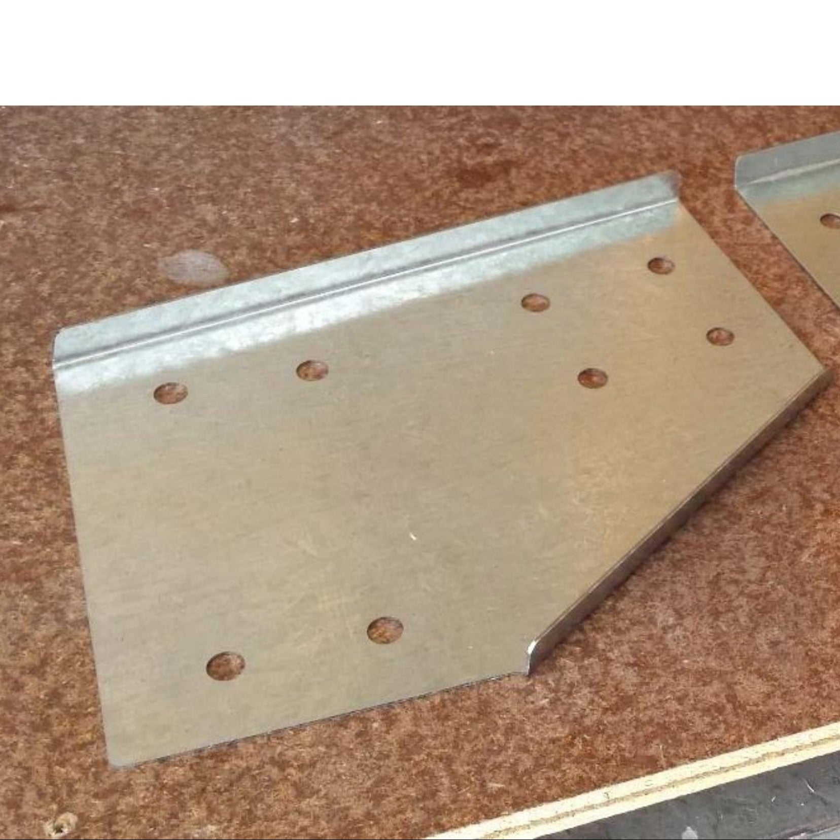 Pressed Folded Shed Brackets 6 inch/150mm 1.6 mm Left