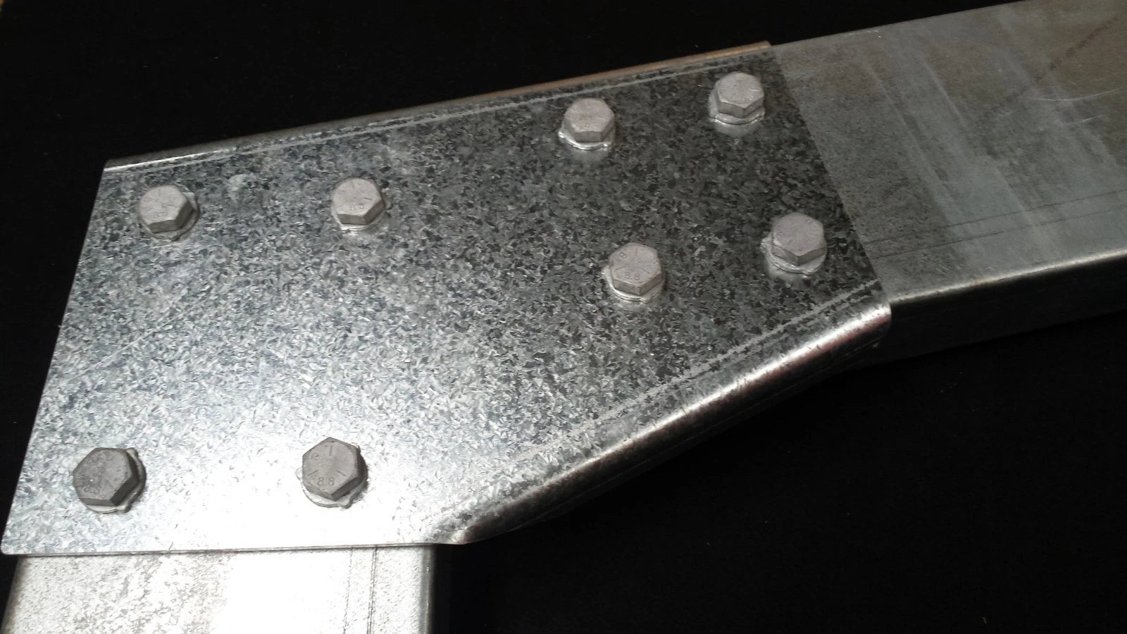 Pressed Heavy Duty Apex 10 inch 3mm G450 Z350 High Tensile Gal Flat Plates